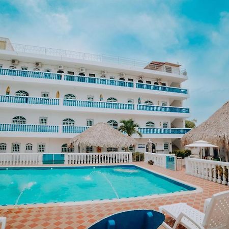 Kevin'S Tolu By Bernalo Hotels Exterior photo