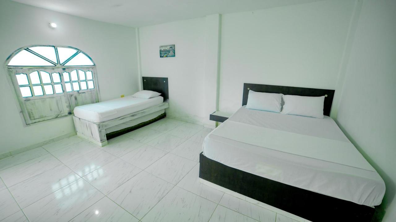 Kevin'S Tolu By Bernalo Hotels Exterior photo