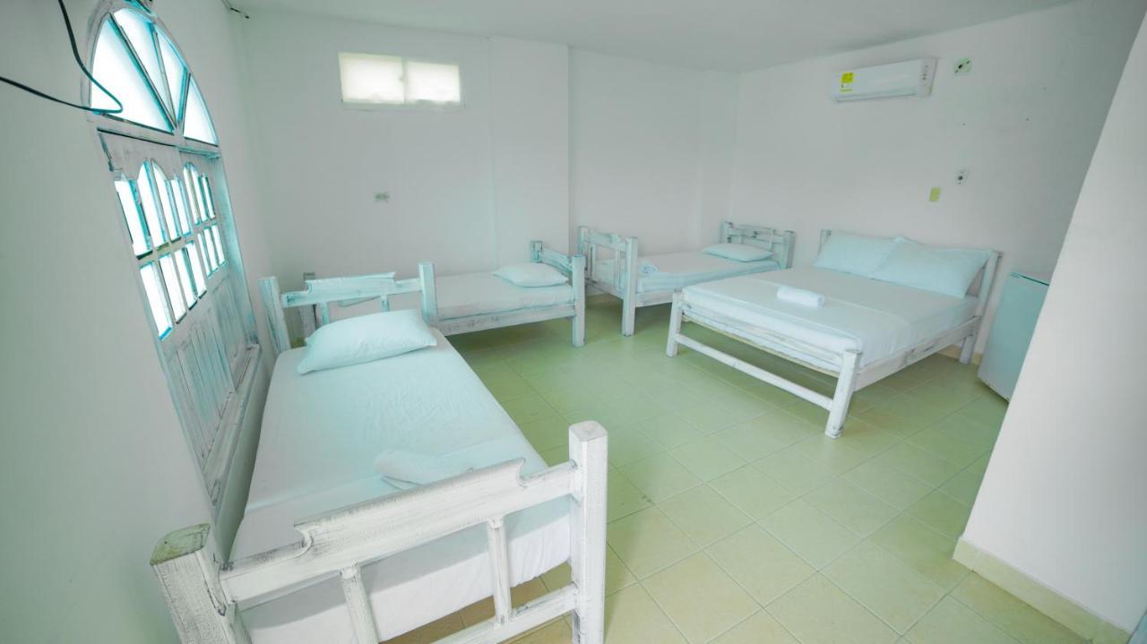 Kevin'S Tolu By Bernalo Hotels Exterior photo
